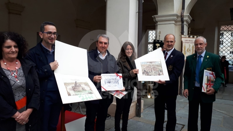 VENARIA - «Festa delle Rose»: un successo a metà per colpa della pioggia