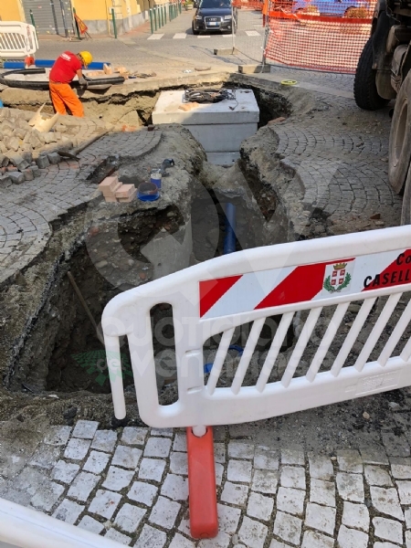 CASELLE - Nel cantiere spuntano ossa umane: cantiere in via Cravero bloccato - FOTO