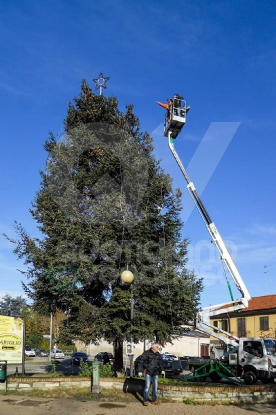 SAVONERA - Il Natale al tempo del Covid: un concorso di presepi e il patchwork della Natività