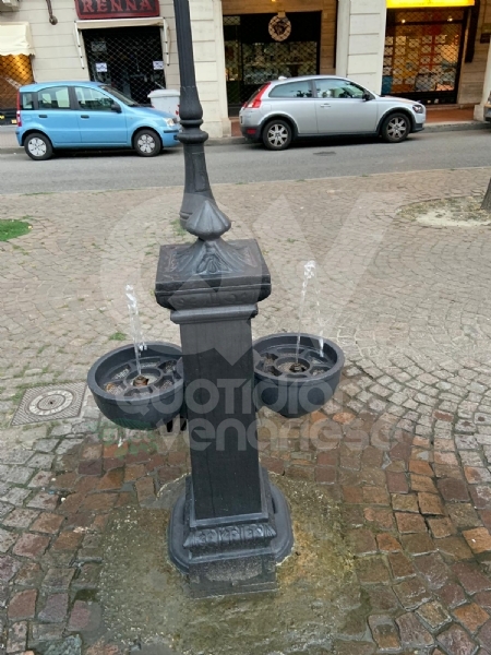 RIVOLI - Dalla piccola manutenzione al restyling della Fontana del Castello: tempo di lavori in città