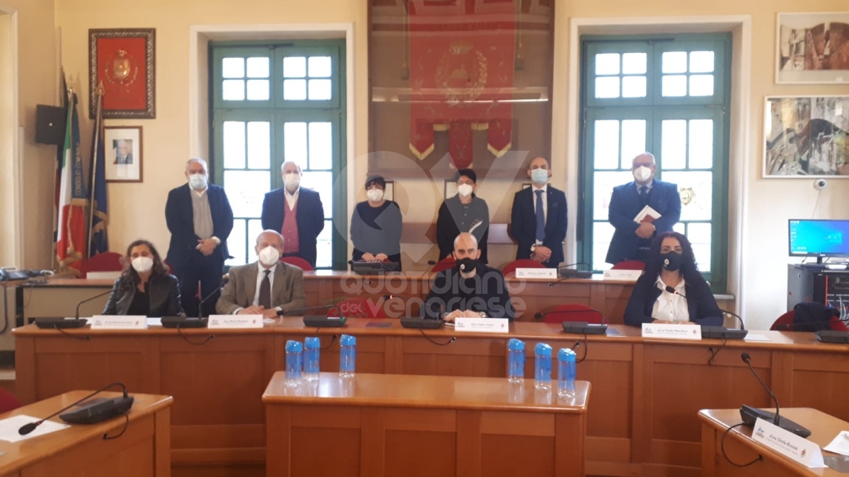 VENARIA - Le «borraccette a km 0» per aiutare l'ambiente e combattere lo spreco d'acqua