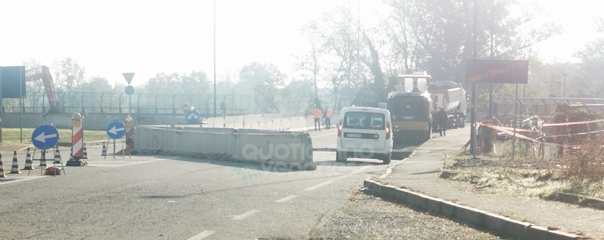 VENARIA - Iniziati in via San Marchese i lavori di manutenzione del sovrappasso della tangenziale - FOTO