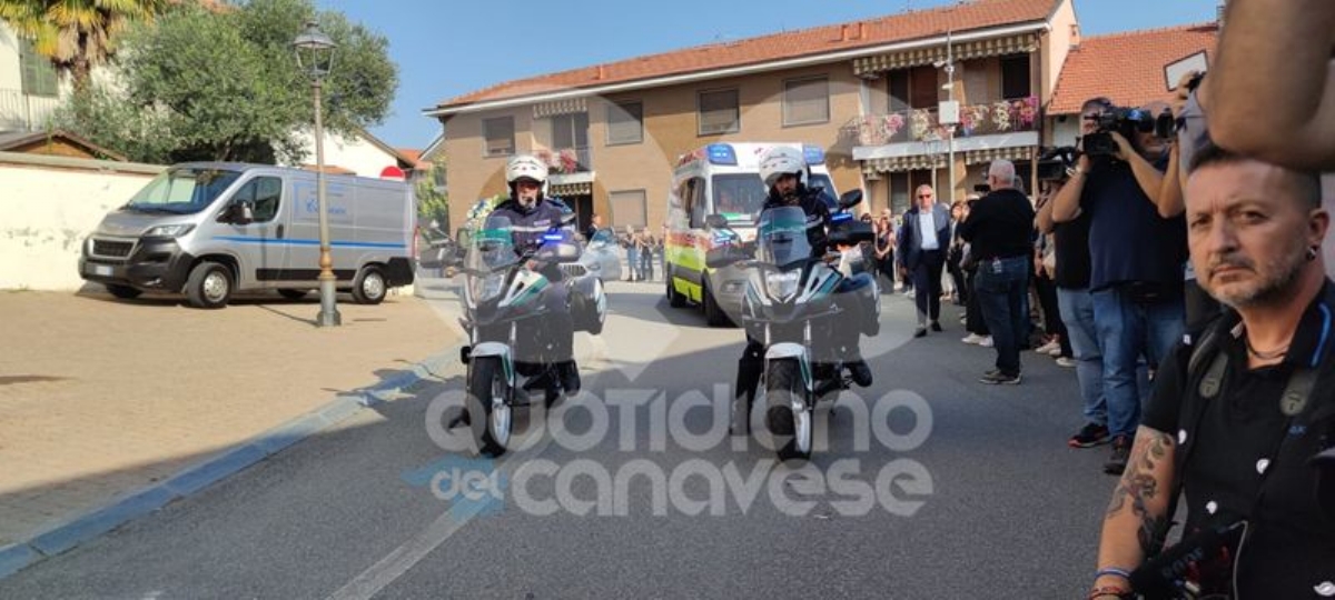 INCIDENTE AEREO A CASELLE - Anche il Ministro Crosetto ai funerali di Laura Origliasso - FOTO