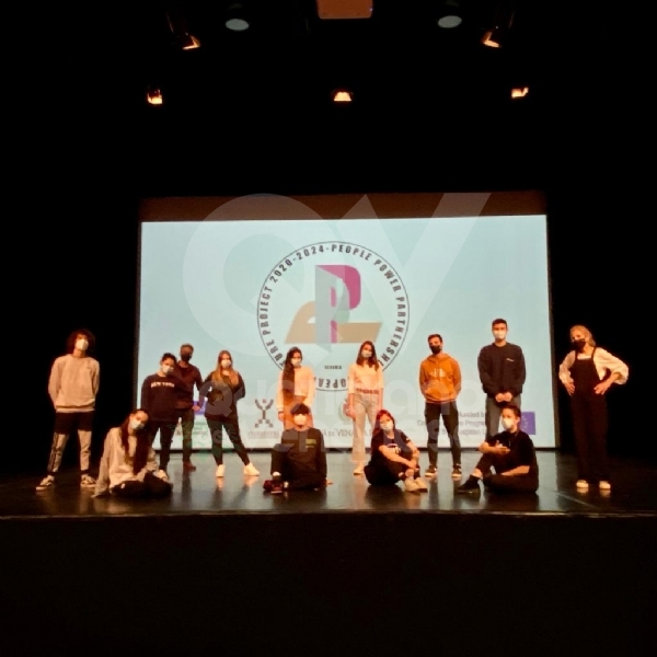 VENARIA - People Power Partnership: ecco i 10 ragazzi ambasciatori della Reale in Europa