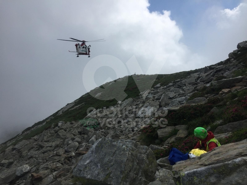 GRUGLIASCO - Escursionista cade rovinosamente per 40 metri: salvato  dal Soccorso Alpino