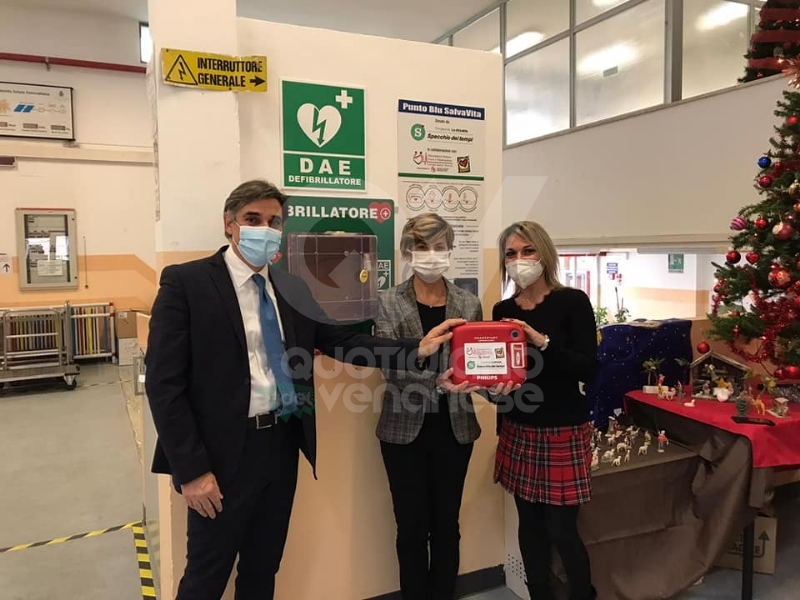 RIVOLI - Anche la scuola primaria Walt Disney è cardioprotetta - FOTO
