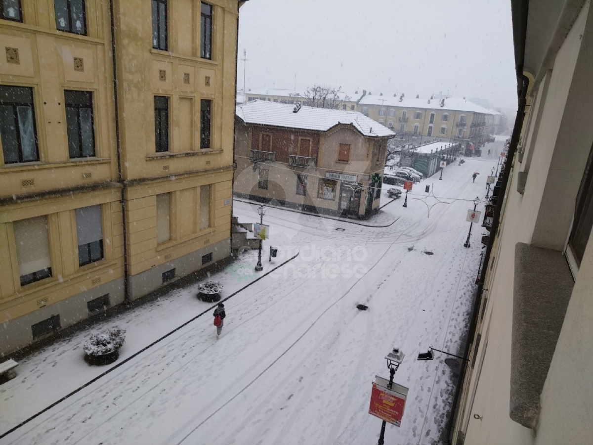 É ARRIVATA LA NEVE - Disagi in tangenziale e sulle strade: quando entrano in azione gli spazzaneve - FOTO