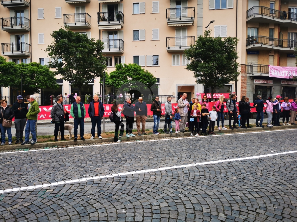 GIRO D'ITALIA A RIVOLI - Vince Denz: per la città una giornata indimenticabile - FOTO E VIDEO