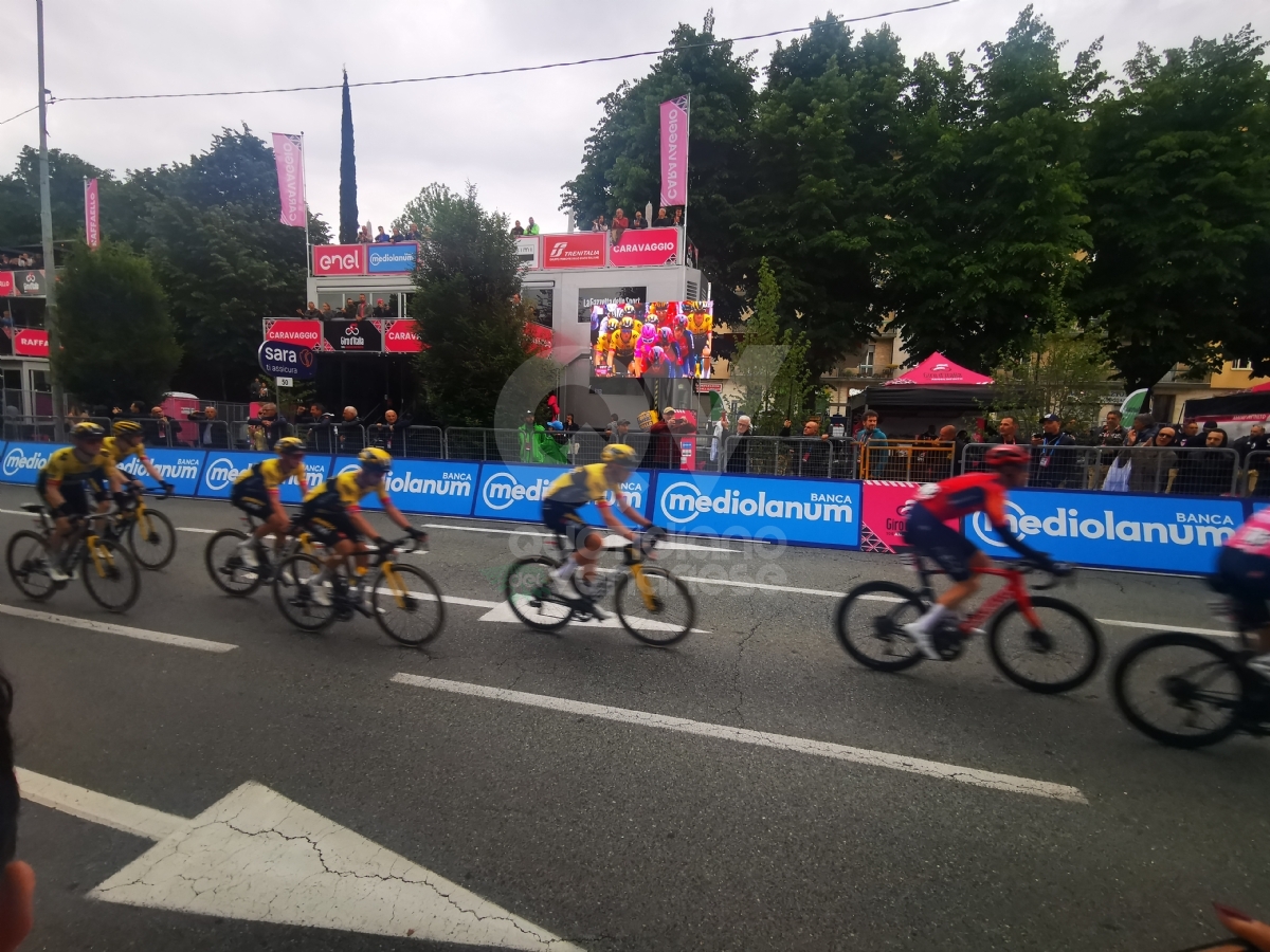 GIRO D'ITALIA A RIVOLI - Vince Denz: per la città una giornata indimenticabile - FOTO E VIDEO