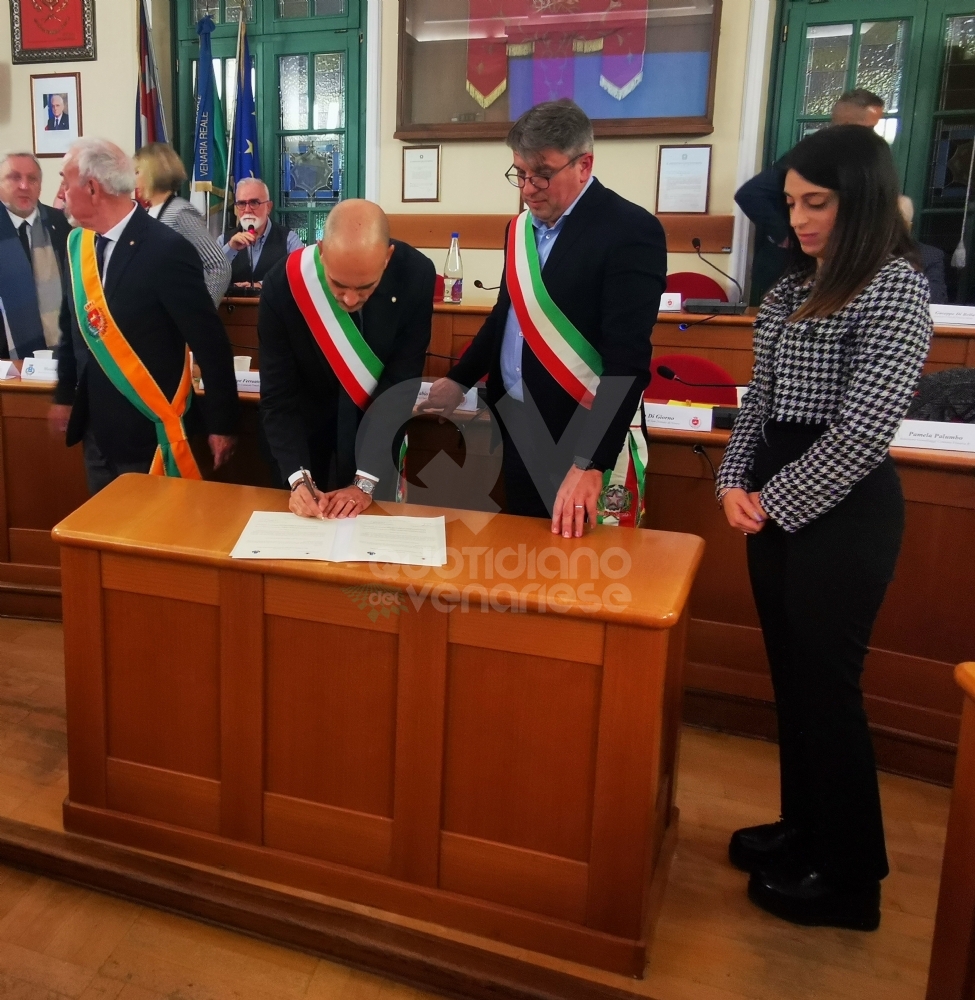 VENARIA - Il «patto d'amicizia» tra Venaria e San Donato di Ninea è realtà - FOTO E VIDEO