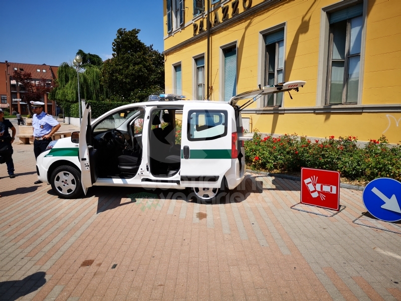 BORGARO - Un Fiat Qubo e le body-cam: ecco le novità per la Polizia Locale
