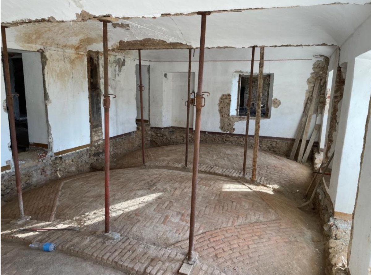 VAL DELLA TORRE - Entro l'estate la fine dei lavori nell'oratorio «Don Bronzino» - FOTO