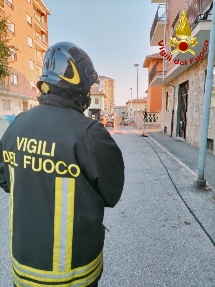 FUGA DI GAS AD ALPIGNANO - Evacuate 100 persone tra via Baracca e via XI Febbraio