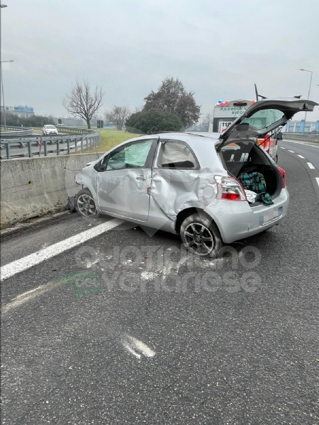 TORINO-COLLEGNO-SAVONERA - Mattinata di incidenti: cinque in poco tempo, tre feriti