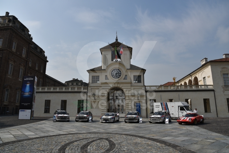 VENARIA - Davanti alla Reggia ecco le Lancia Delta che hanno fatto la storia dei mondiali rally