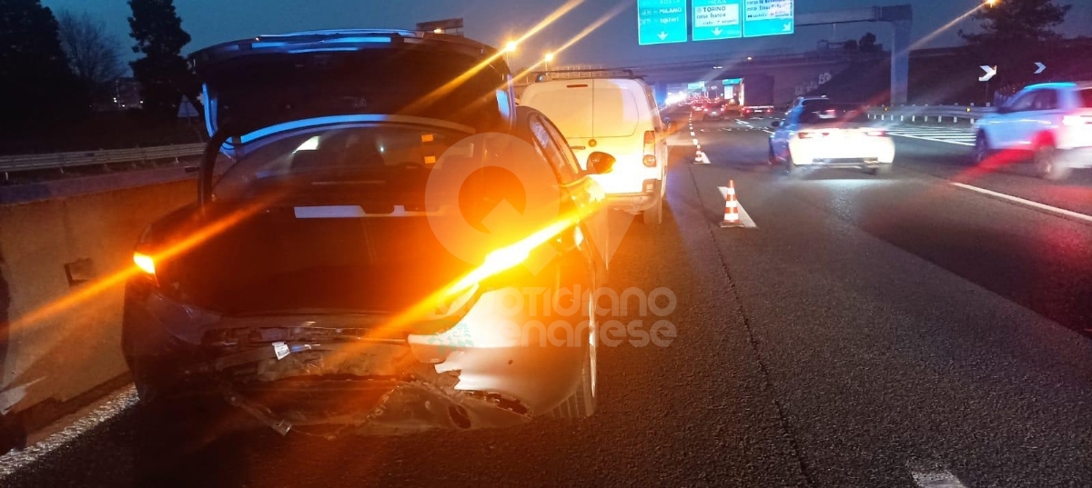 INCIDENTE IN TANGENZIALE A RIVOLI - Code e disagi per il tamponamento fra tre auto - FOTO