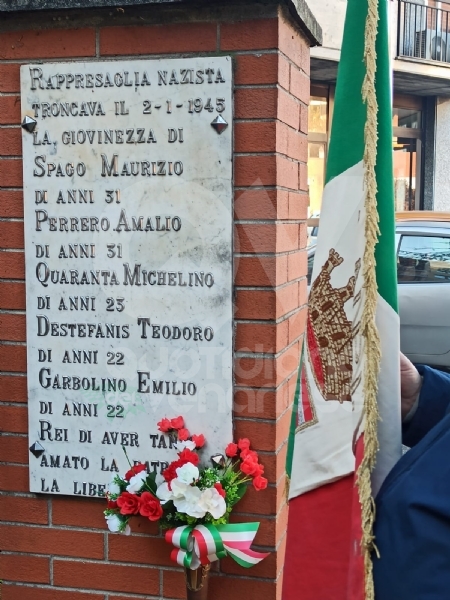 COLLEGNO - Commemorati i partigiani al cippo di corso Francia