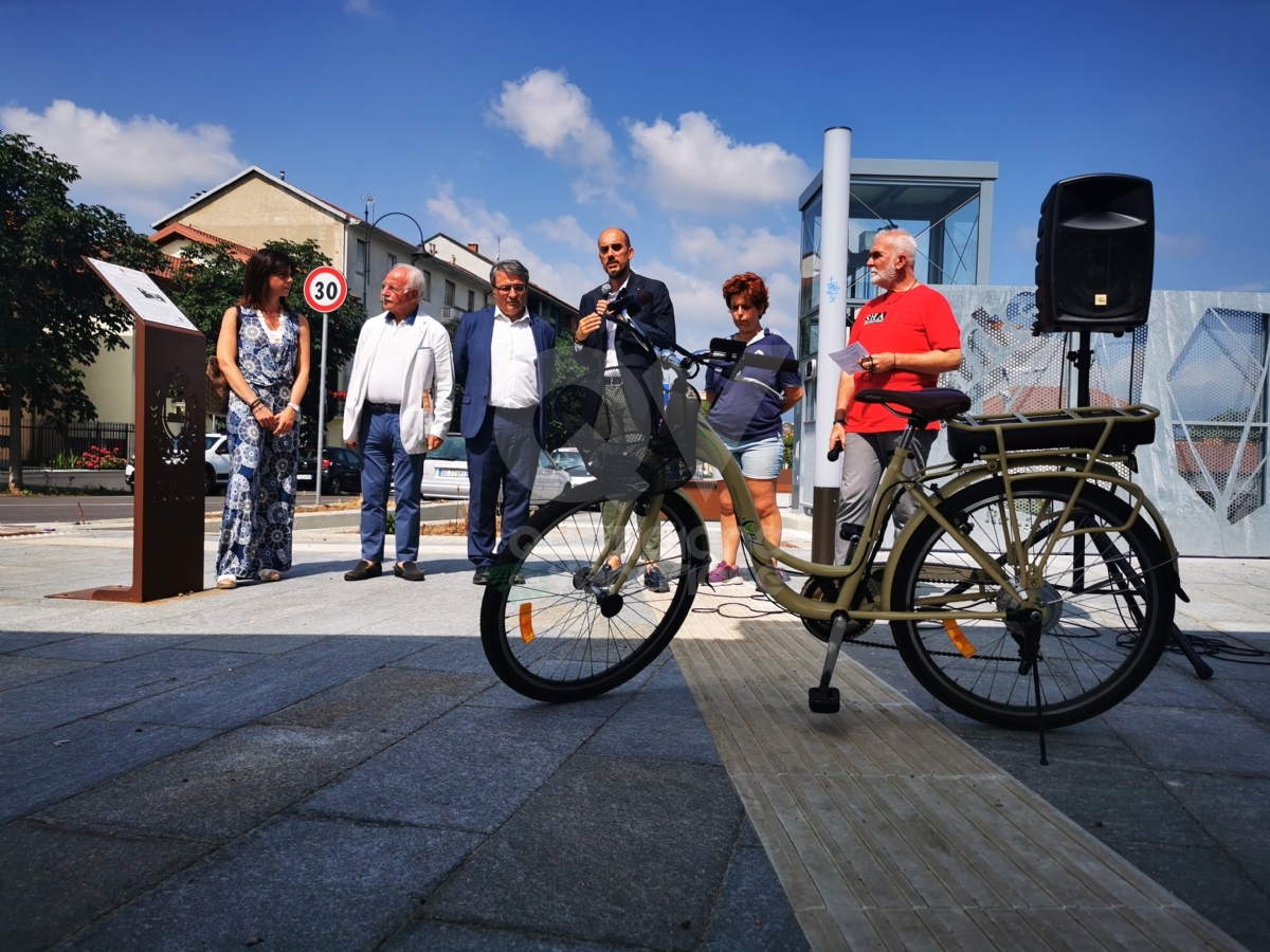 VENARIA - Inaugurati al Movicentro i «bike box», per evitare i furti delle biciclette - FOTO