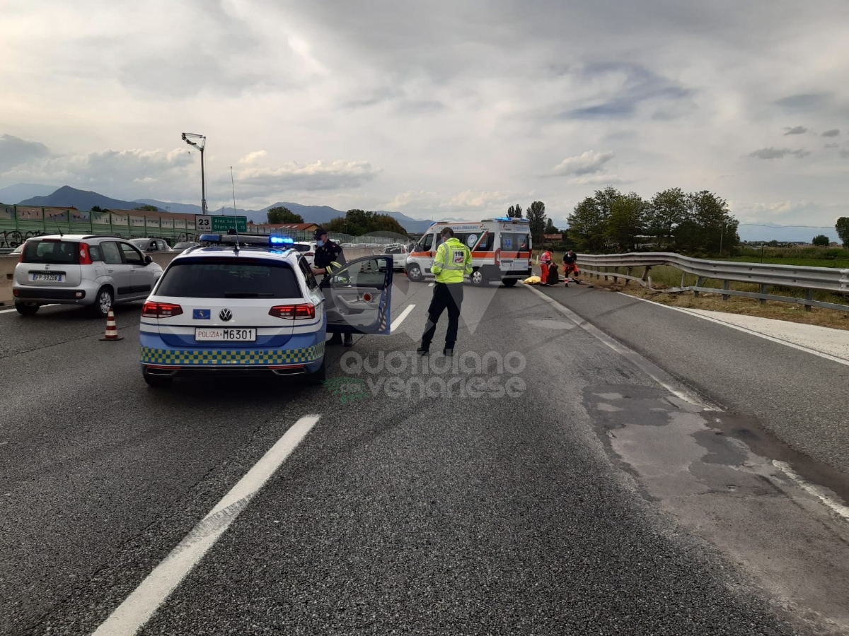 TRAGEDIA A RIVOLI - Incidente mortale in tangenziale: una persona morta - FOTO