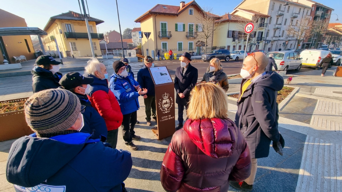 VENARIA - La storia della città attraverso totem, pannelli e QR Code: il regalo di Pro Loco e Liceo Juvarra - FOTO
