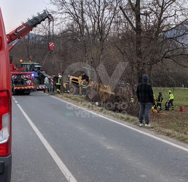 GIVOLETTO - Scontro auto-trattore: madre e figlio in ospedale