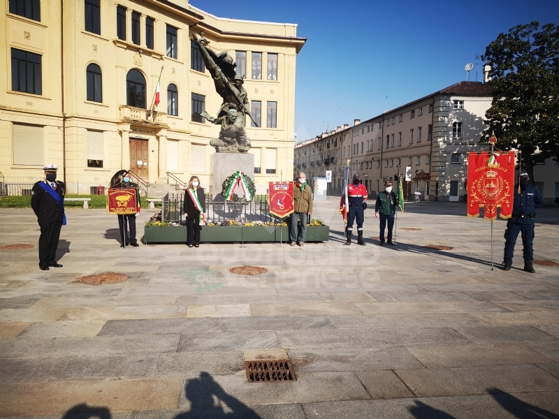 VENARIA - Da «Bella Ciao a distanza» dell'Anpi alla cerimonia in piazza Vittorio: il 25 aprile nella Reale - FOTO E VIDEO