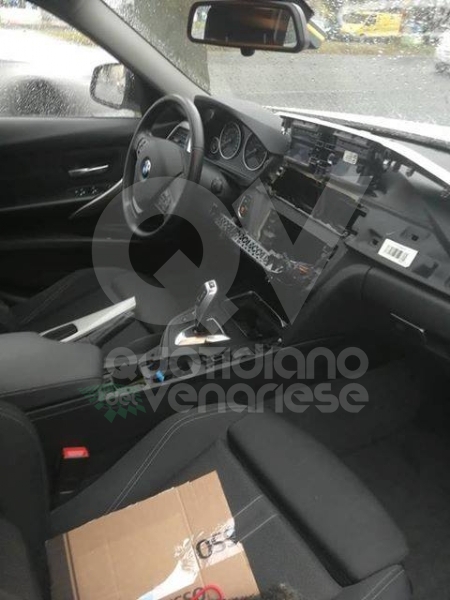 ZONA OVEST - Ladri e vandali d'auto in azione: presa di mira anche la macchina di un disabile