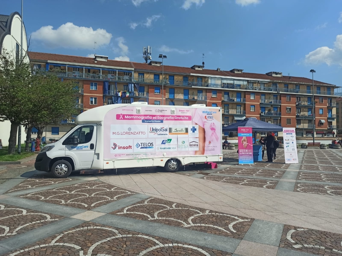 VENARIA - Successo per «CareReady Mobile Diagnostic»: mammografie ed ecografie gratis per 50 donne venariesi - FOTO