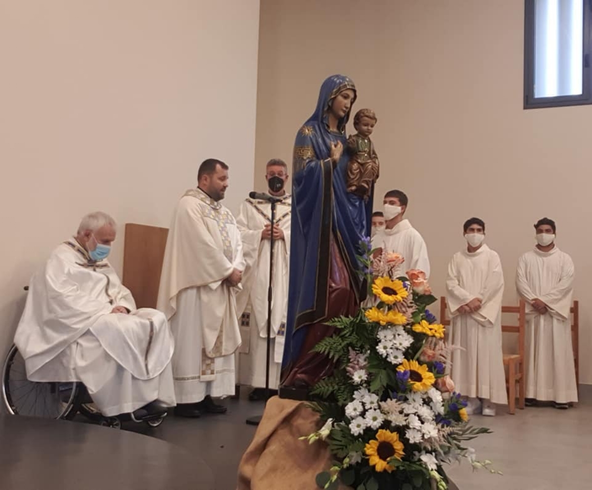 COLLEGNO - La città saluta l'arrivo di don Romeo Antica e dice arrivederci a padre Salesio Sebold - FOTO