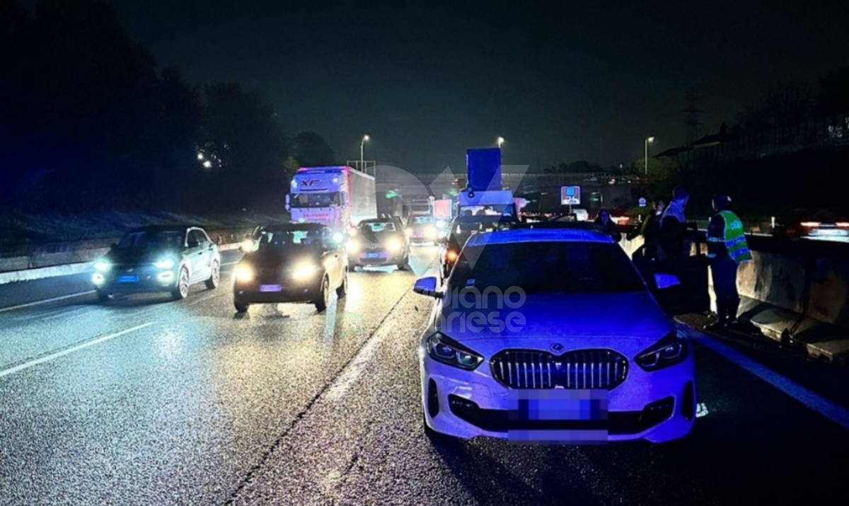 INCIDENTE IN TANGENZIALE A VENARIA - Tamponamento fra tre auto: disagi e lunghissime code - FOTO