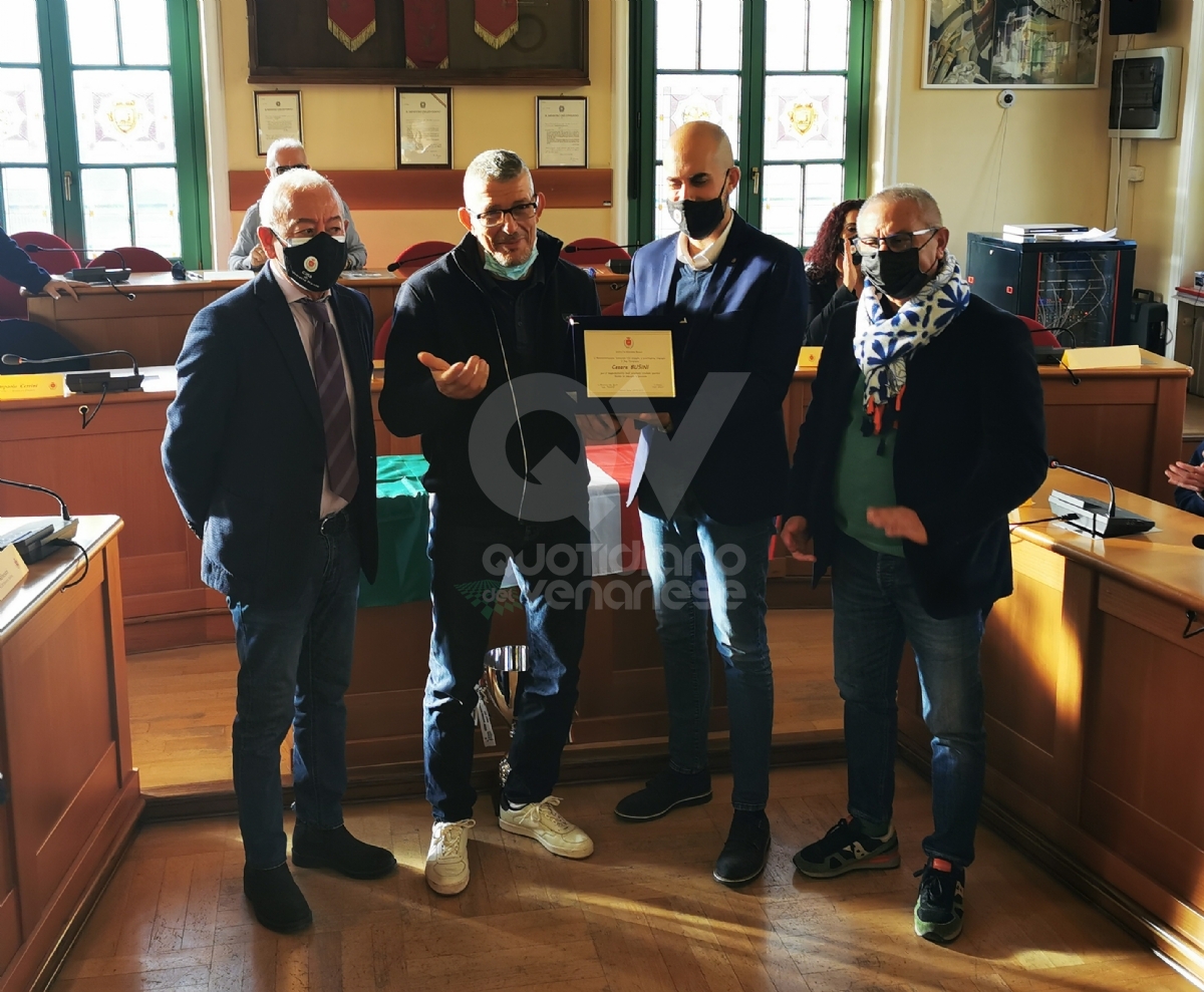 VENARIA - Premi per le campionesse d'Italia Under 14 del Venaria Real Volley e Cesare Busini FOTO
