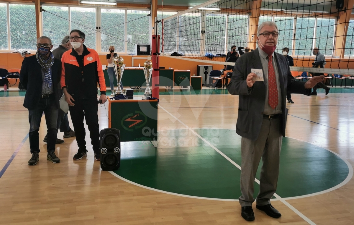VENARIA-BORGARO - Volley, le finalissime provinciali Under 18 femminile e Under 17 maschile: vittorie per Chieri e Parella - FOTO