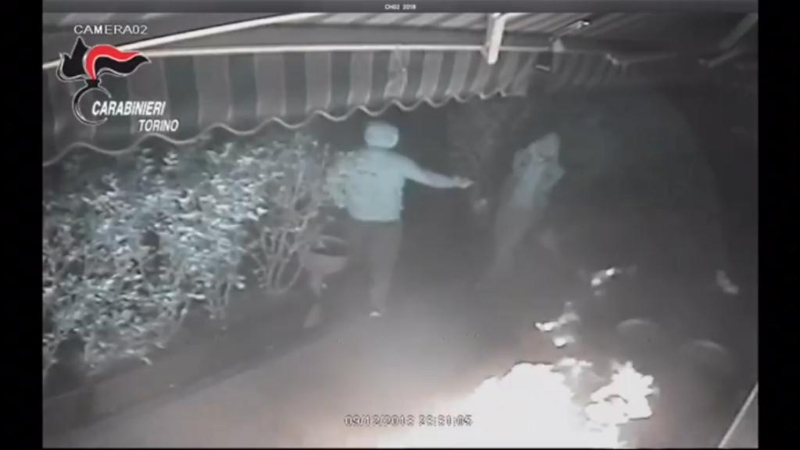 RIVOLI - Avevano bruciato un ristorante: nei guai una donna e due uomini - FOTO E VIDEO