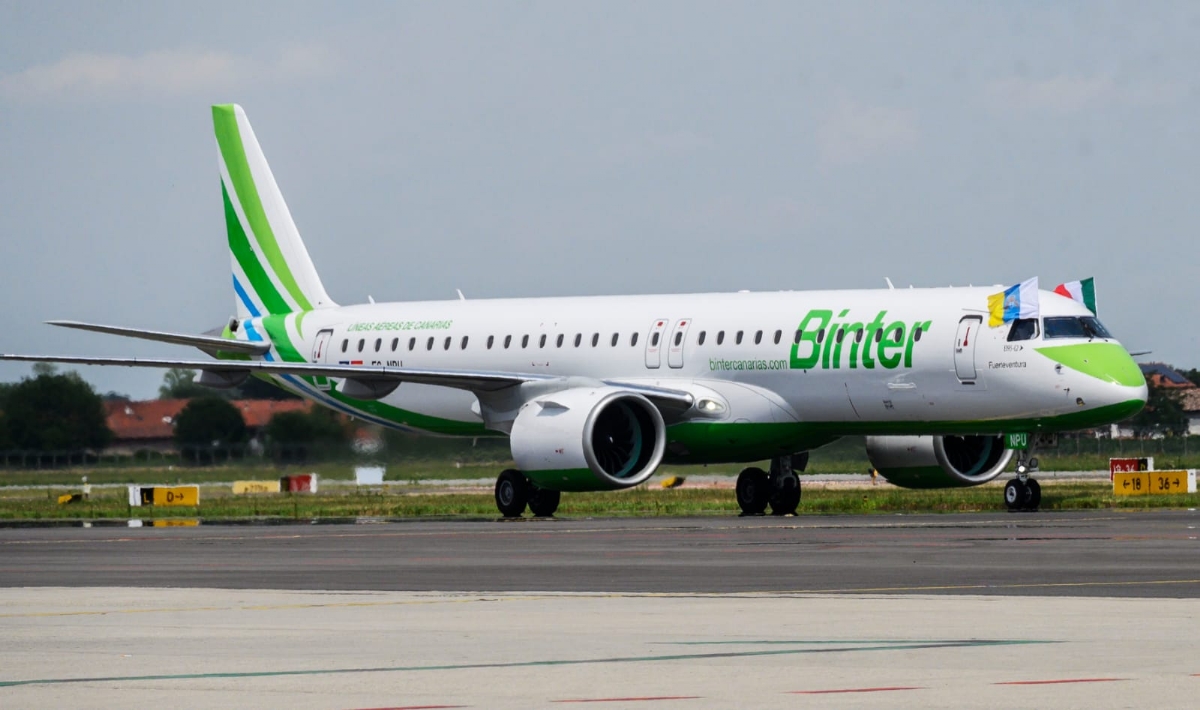 CASELLE - Atterrato il primo aereo della compagnia Binter in arrivo da Gran Canaria - FOTO