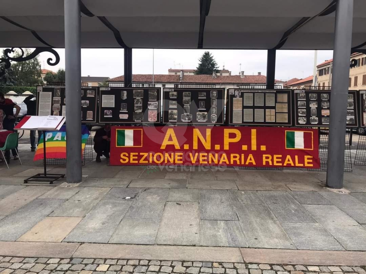 VENARIA - Con il municipio illuminato dal tricolore, la Città ha celebrato la Festa della Repubblica - FOTO