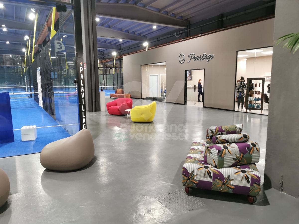 GRUGLIASCO - Sta per aprire il «PalaVillage», il più grande centro indoor di padel del Piemonte - FOTO