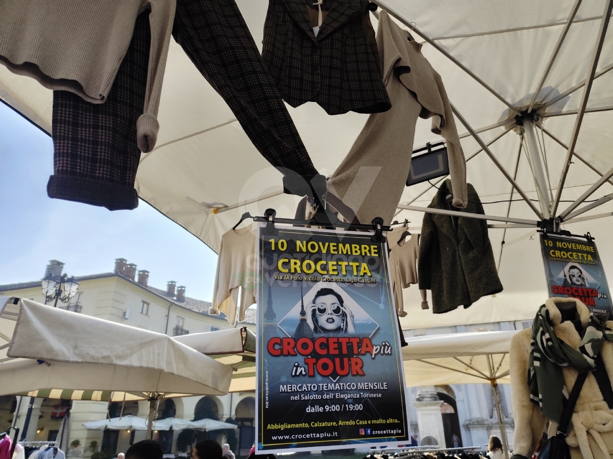 VENARIA - Centro gremito per il mercato del «Crocetta Più in Tour» - FOTO