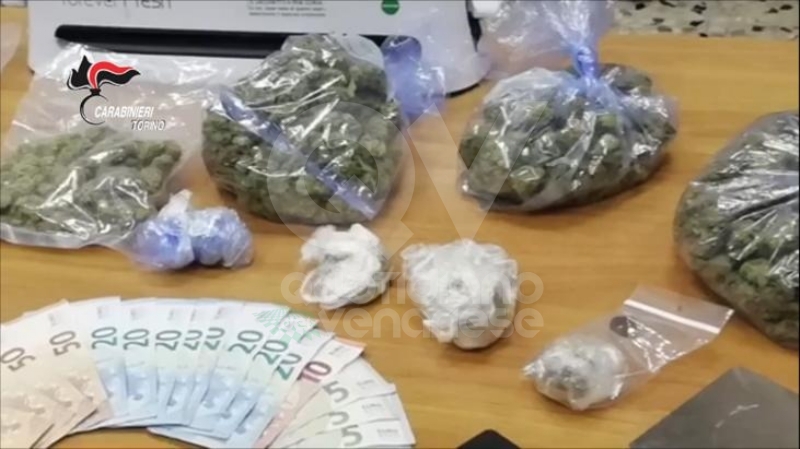 CASELLE-CAFASSE - Tornano in azione i «delivery della droga»: due giovani in manette