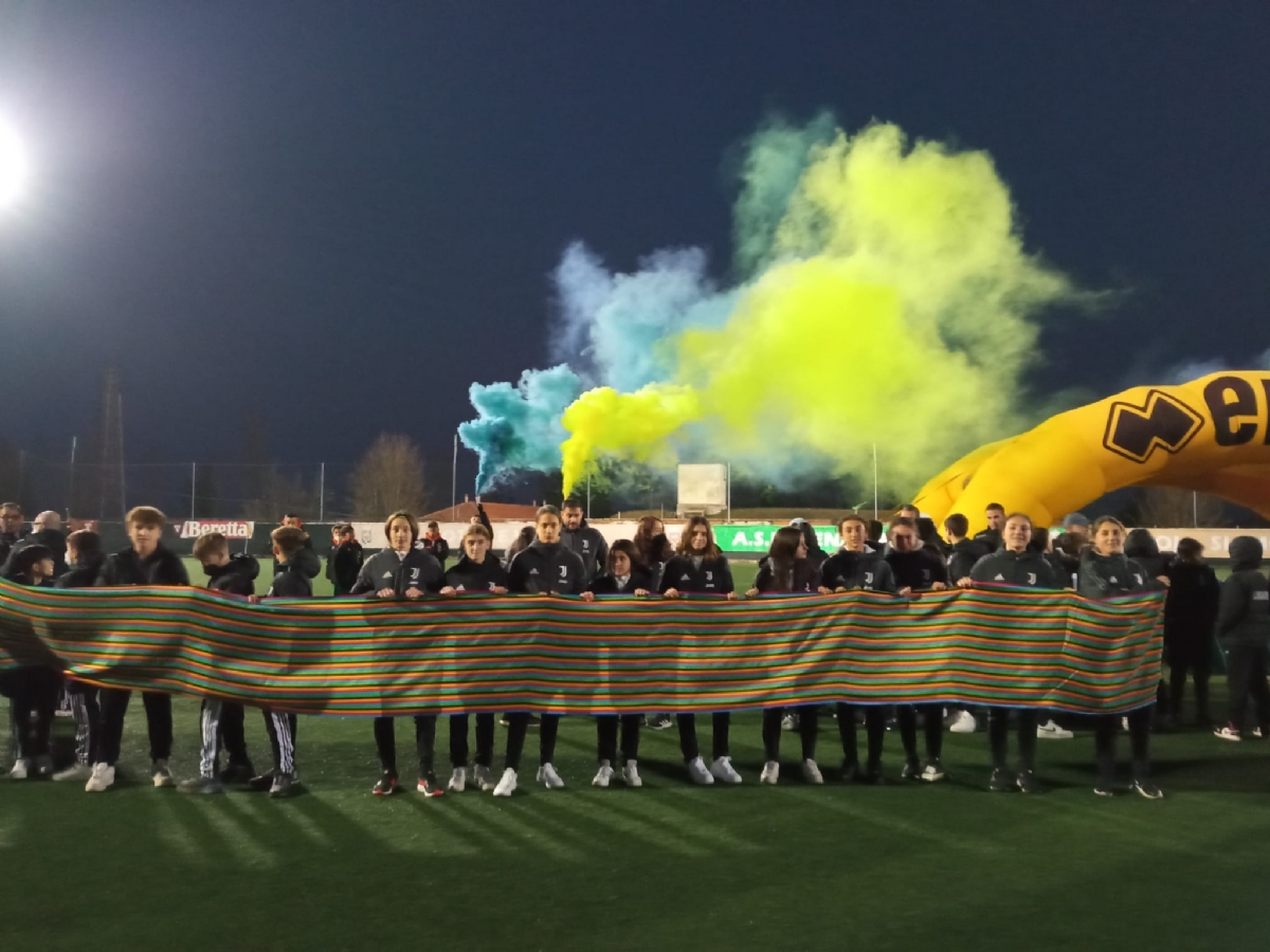 VENARIA - Grande successo per il torneo «Calcio&Coriandoli»: vincono Alpignano e Pro Eureka - FOTO