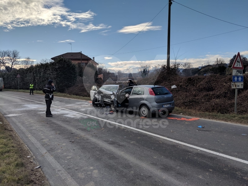 RIVOLI - Perde il controllo dell'auto e finisce contro un'altra macchina: morto