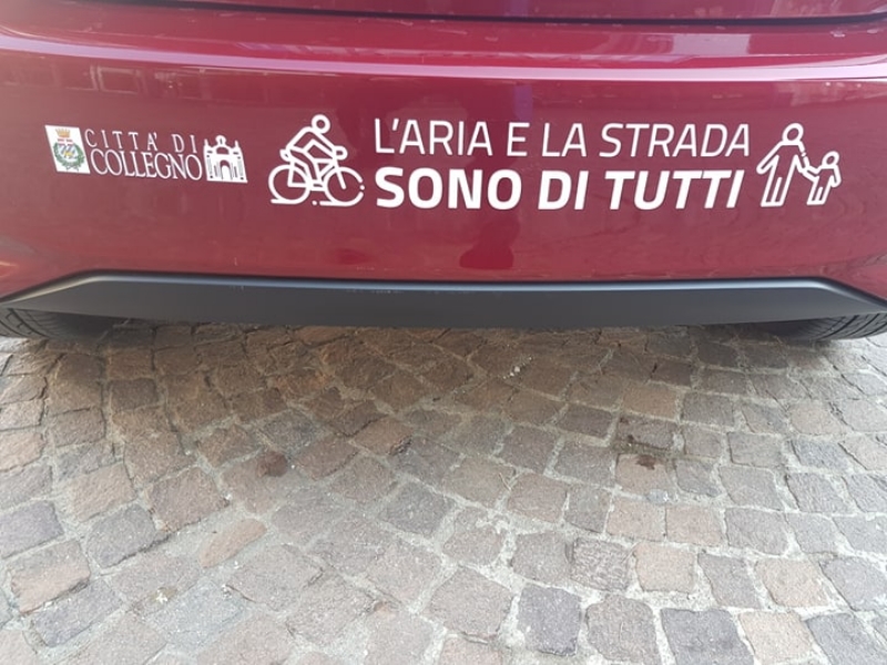 COLLEGNO - Svolta «green» a Palazzo Civico: l'auto di servizio sarà ibrida
