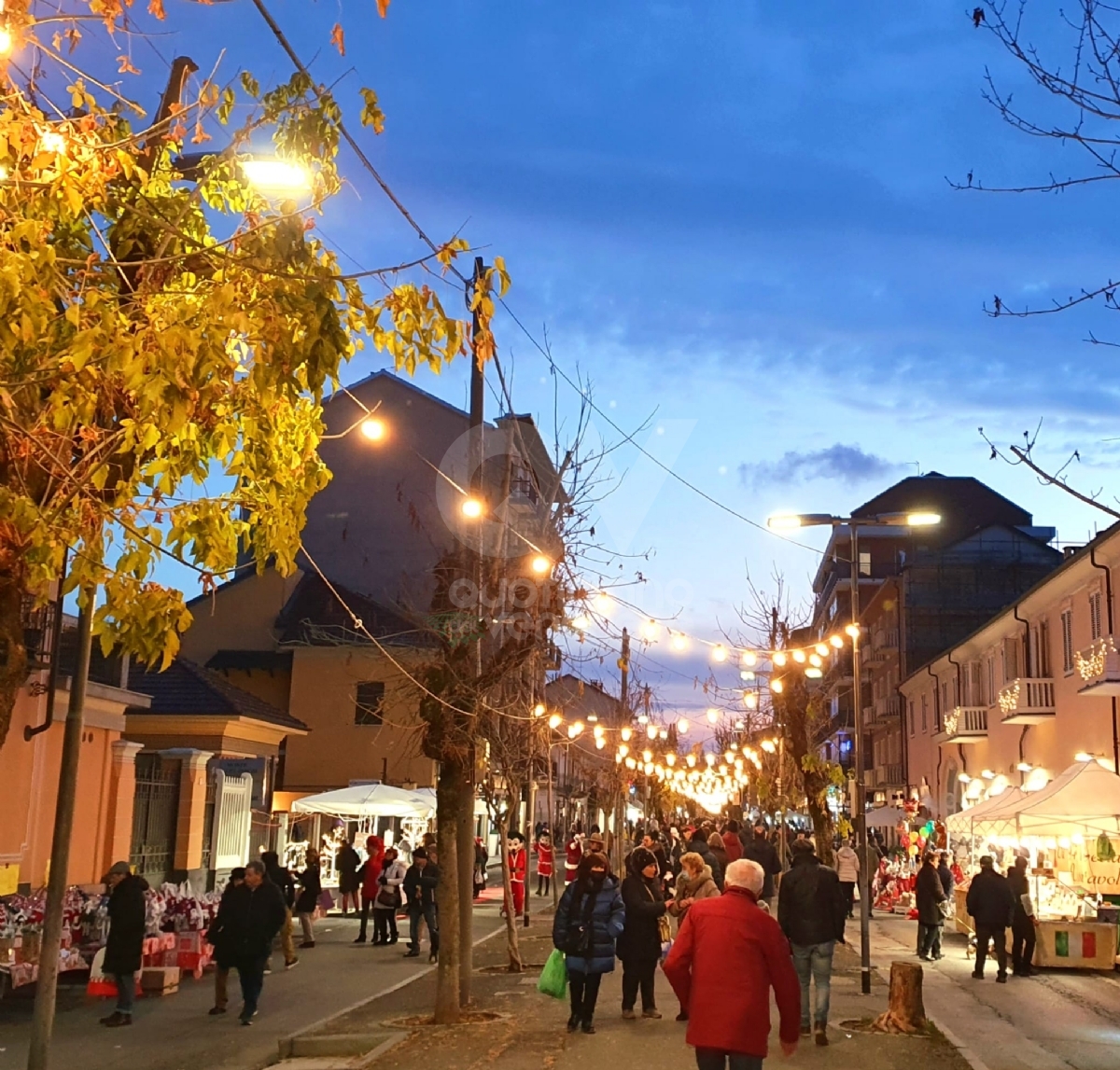 VENARIA - Immacolata ed Immaginaria: in città si respira l'atmosfera del Natale - FOTO