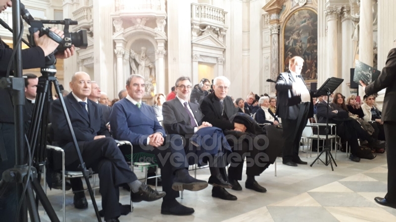VENARIA - L'arcivescovo Nosiglia in visita a Sant'Uberto: protagoniste le scuole della città - FOTO