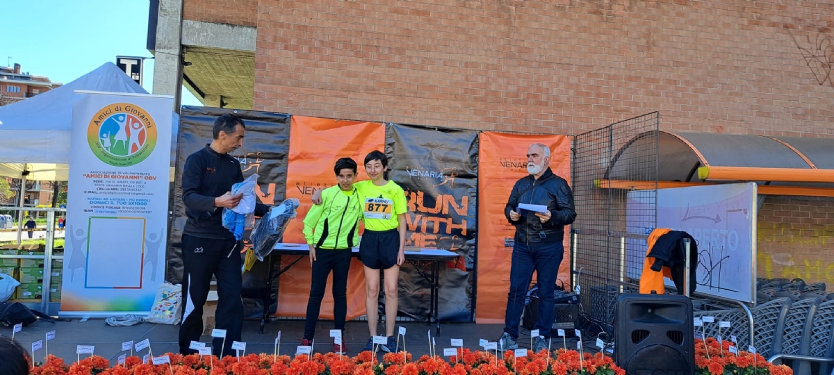 VENARIA - Una marea di gente per la «StraVenaria» e la «21 Reale» - FOTO E VIDEO
