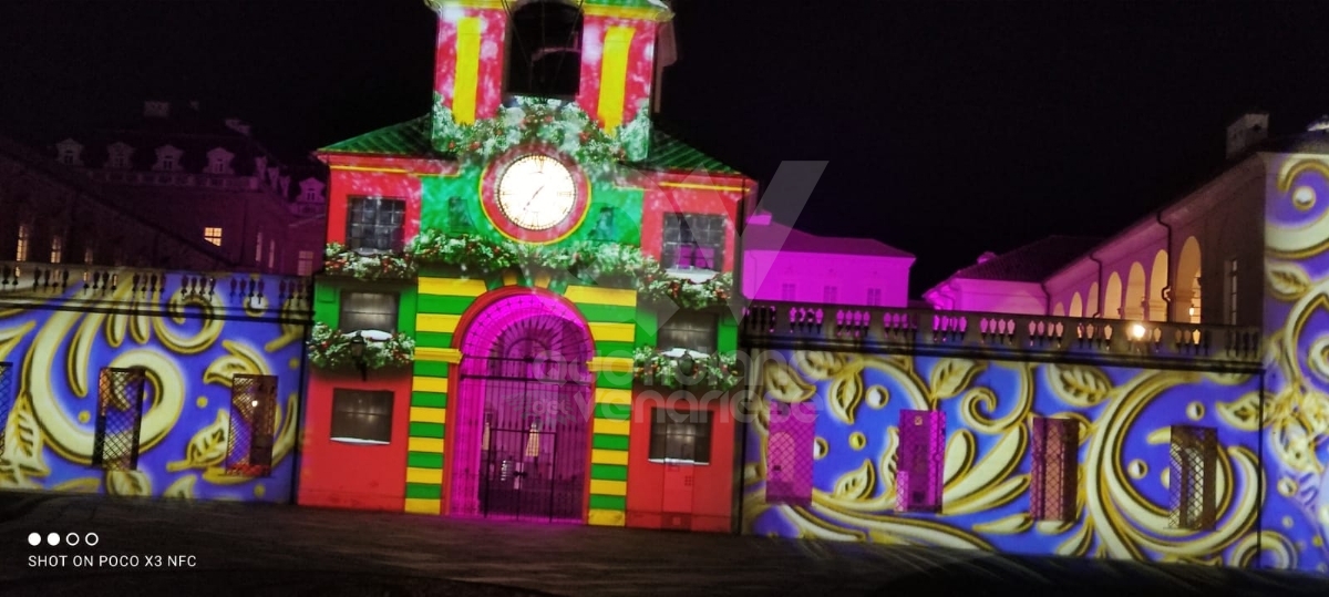 VENARIA - Luci accese, cori gospel, bambini dell'IC 1 protagonisti: via al Natale di «Immaginaria» - FOTO E VIDEO