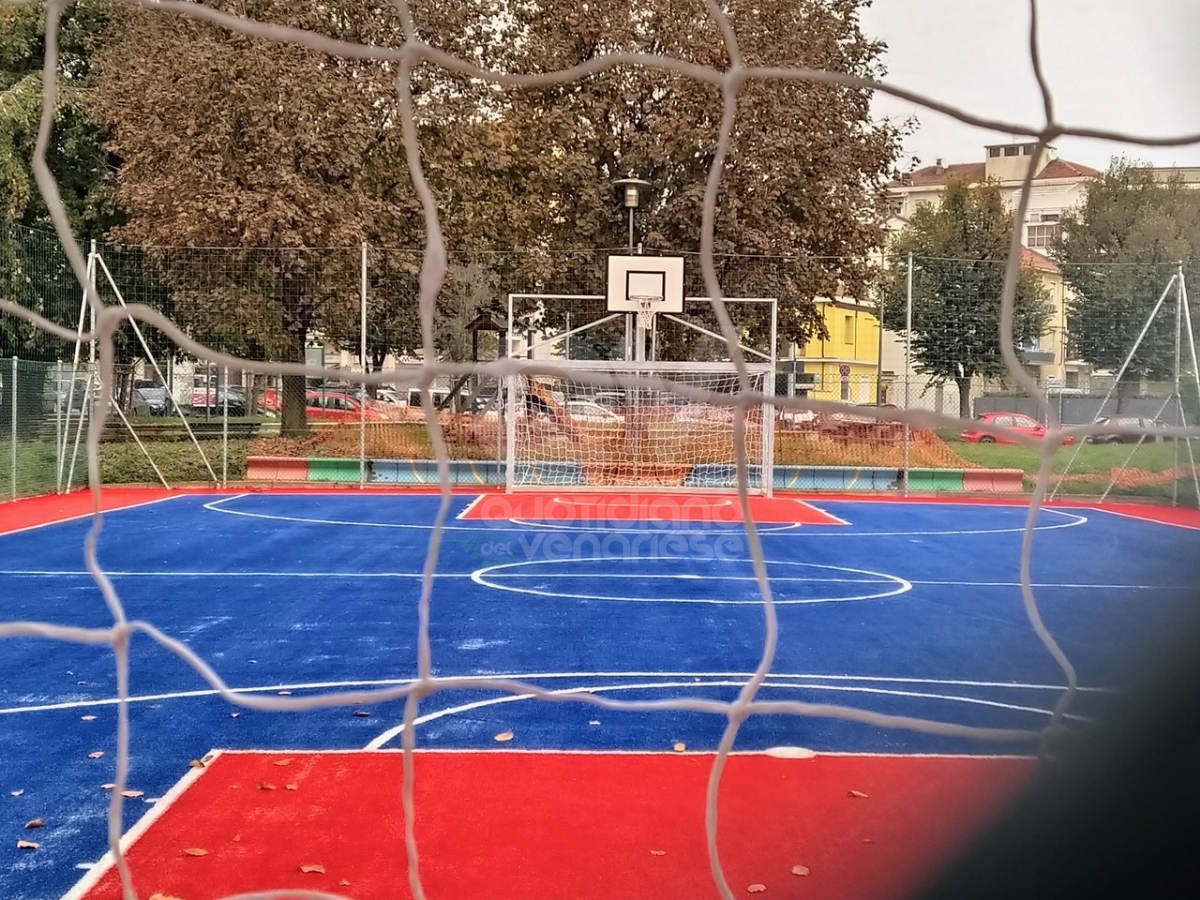 GRUGLIASCO - Domani l'inaugurazione dei campi da calcio a 5 e basket donati da mister Gasperini - FOTO