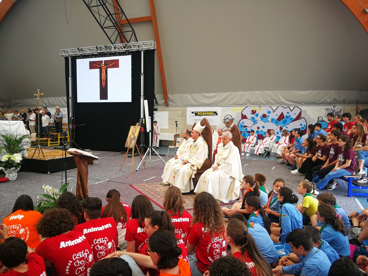 DRUENTO - La comunità ha accolto monsignor Repole: «amico, fratello, vescovo» - FOTO