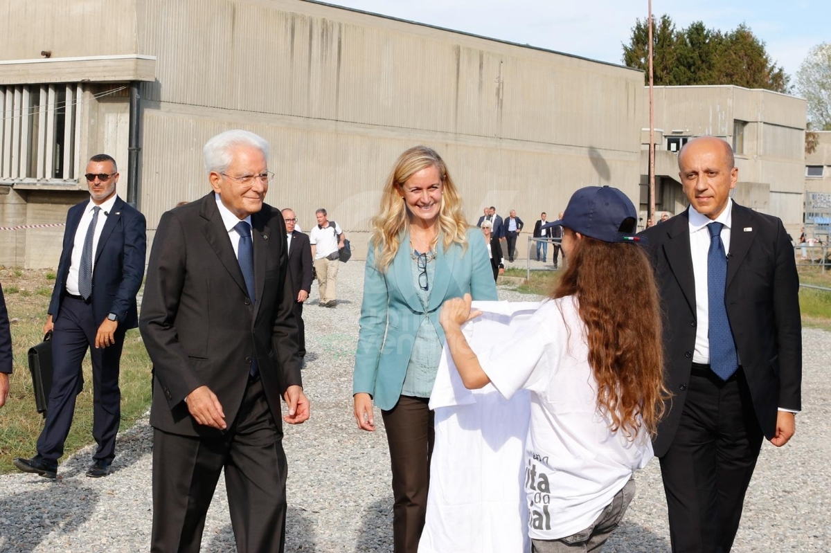 GRUGLIASCO - Mattarella al «Curie-Vittorini» per l'inaugurazione dell'Anno Scolastico: «Senza istruzione, rischio declino collettivo» - FOTO