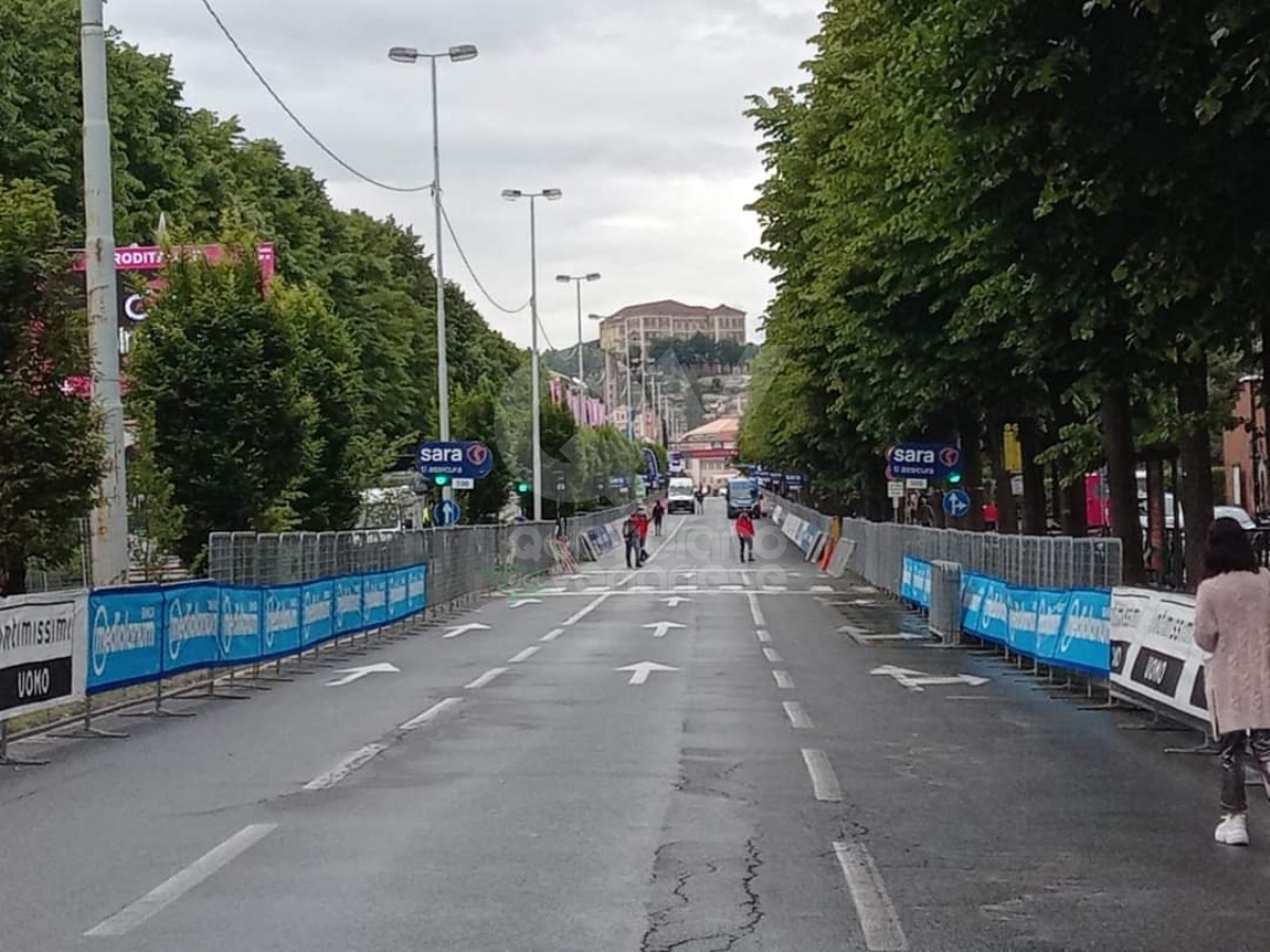 GIRO D'ITALIA A RIVOLI - Vince Denz: per la città una giornata indimenticabile - FOTO E VIDEO