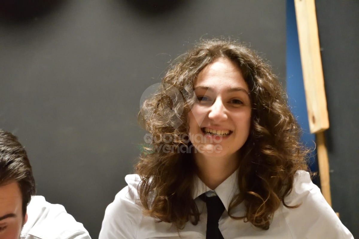 VENARIA - Dopo la maturità, il futuro dei 100 e 100 con lode del Liceo Juvarra sezioni A e B - FOTO